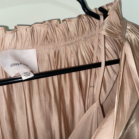 Cinq A Sept Top - Picture 6 of 7